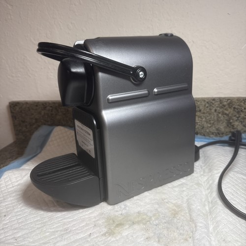 Nespresso inissia c40 titan - inissia,